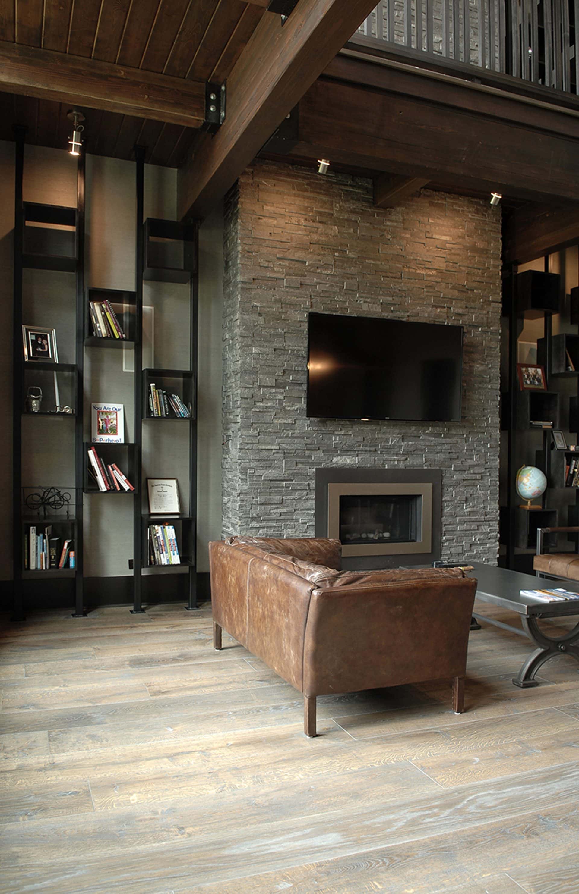 Roselle Gallery - Signature Hardwoods