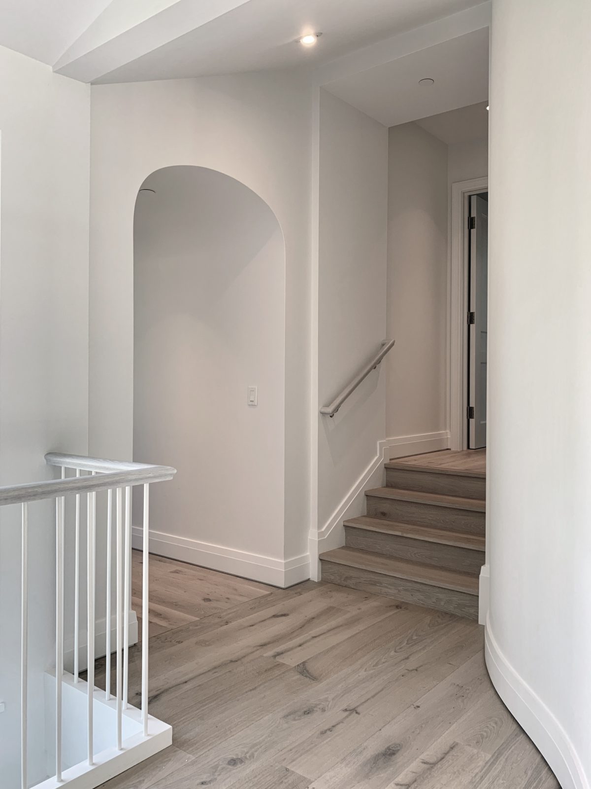 Glencoe Bath Gallery - Signature Hardwoods