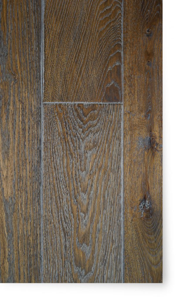 Signature Hardwoods Victorian Collection French Oak Komaco