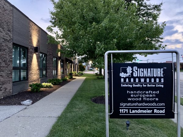 Signature Hardwoods - Entrance Sign